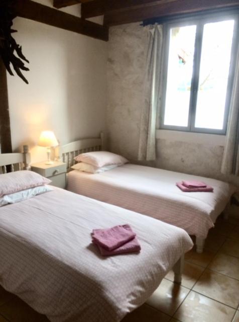Maison Rouge Gite Vidaillat Kültér fotó